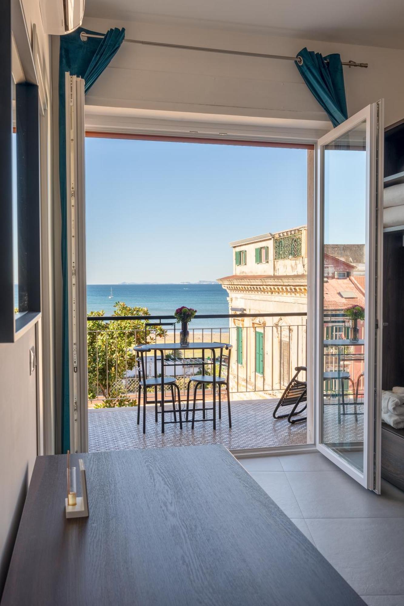 Pangea Luxury Rooms Castellammare di Stabia Exterior photo